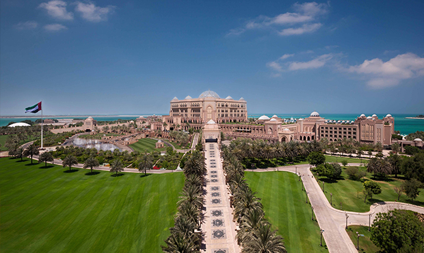 Кешбэк за проживание в отеле Emirates Palace в Абу-Даби